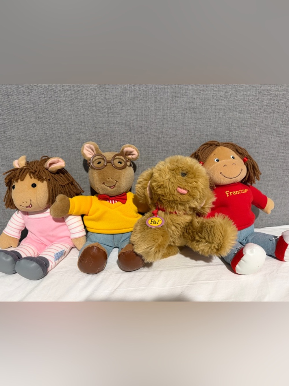 Vintage Set Of Four Marc browns Arthur Plush Dolls - Excellent condition